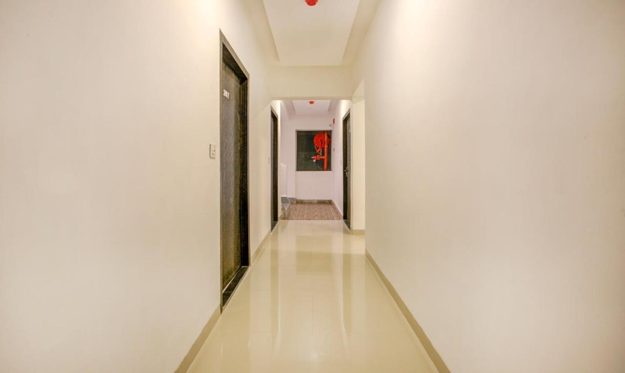 Treebo Kings Inn Vashi Navi Mumbai Extérieur photo