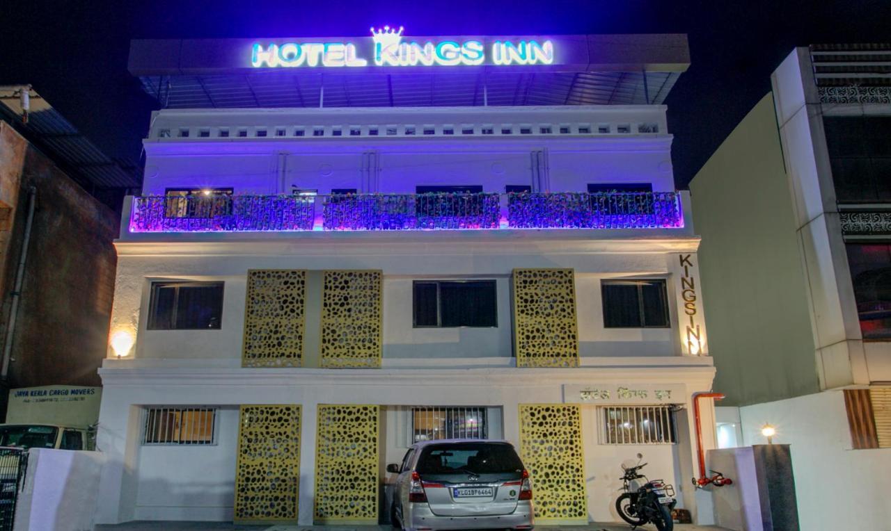 Treebo Kings Inn Vashi Navi Mumbai Extérieur photo