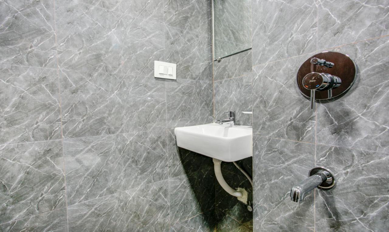 Treebo Kings Inn Vashi Navi Mumbai Extérieur photo