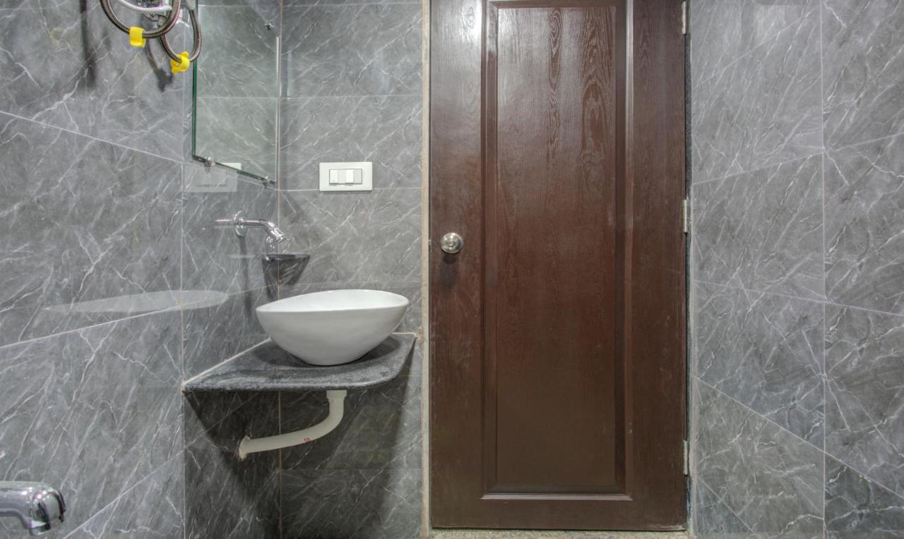 Treebo Kings Inn Vashi Navi Mumbai Extérieur photo
